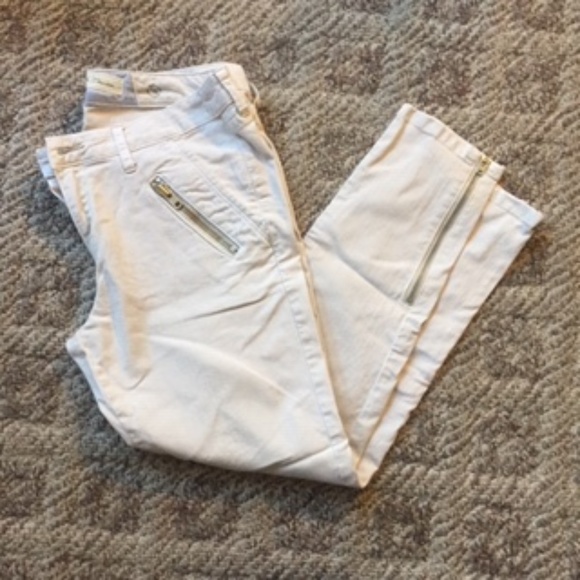 Anthropologie Denim - Anthropologie Khaki Cropped Pants -- Size 30